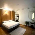 Incroyable Appartement Parisien - Batignolles